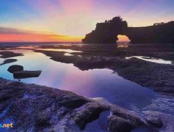 20 Contoh Puisi Cinta yang Abadi dalam Senja