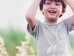 20 Contoh Puisi tentang Doa untuk Ibu yang Penuh Makna dan Mengharukan