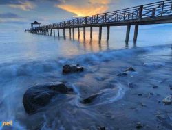 Pantun Alam tentang Keindahan Gunung dan Laut: Menyatu dengan Keagungan Alam