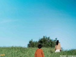 21 Puisi Cinta yang Tak Tergantikan