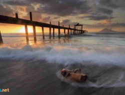25 Pantun Senja sebagai Waktu untuk Berpikir: Menggugah Refleksi Diri
